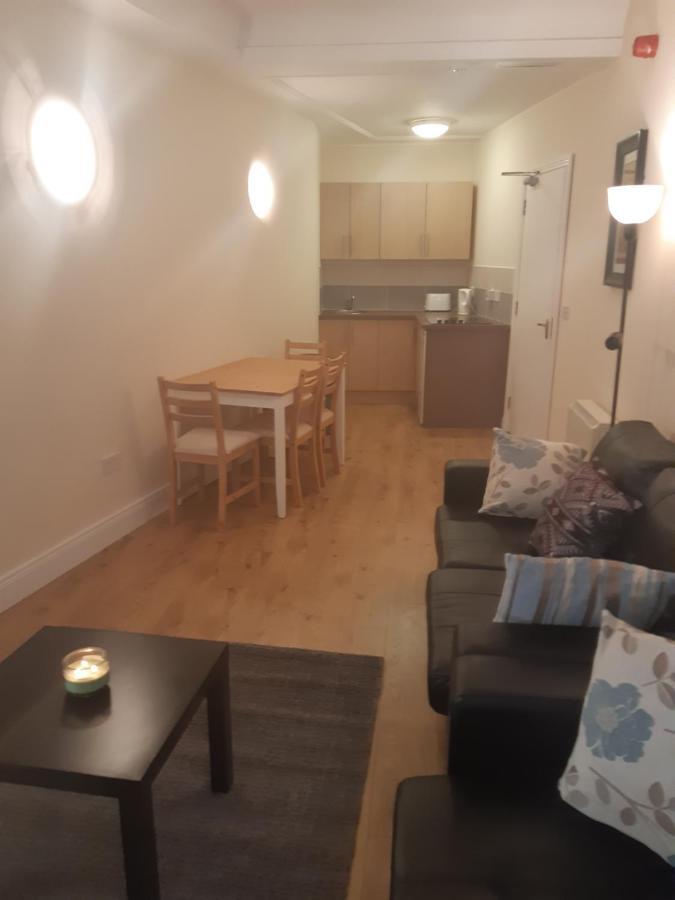 24 Beds In Carrick On Shannon Exteriér fotografie
